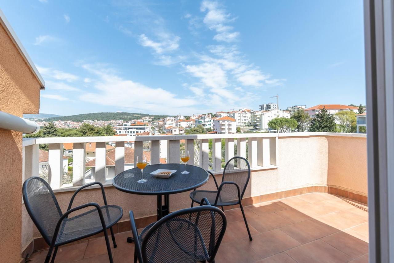 Dalmatia Apartments Ciovo Trogir Ngoại thất bức ảnh